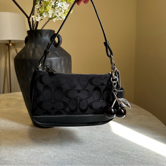 Coach black signature jacquard demi shoulder bag 🖤